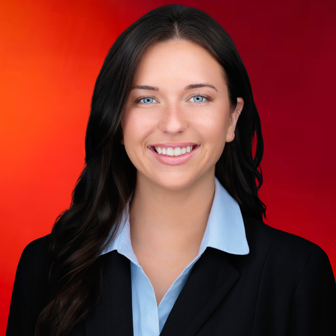 Laina McInerey Headshot Laina McInerey Headshot | BrainWorks